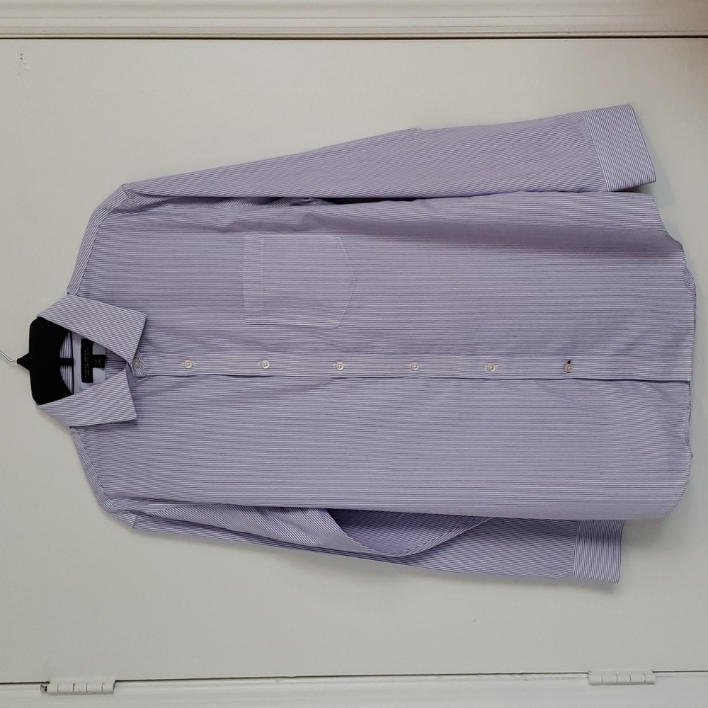 BANANA REPUBLIC BOTTOM DOWN SHIRT. SIZE L